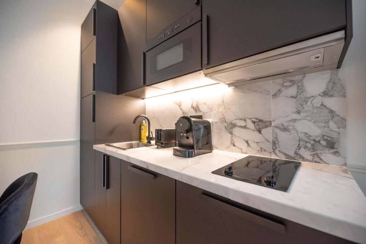 De Luxe Dans Le Centre De 2-4p Appartement *