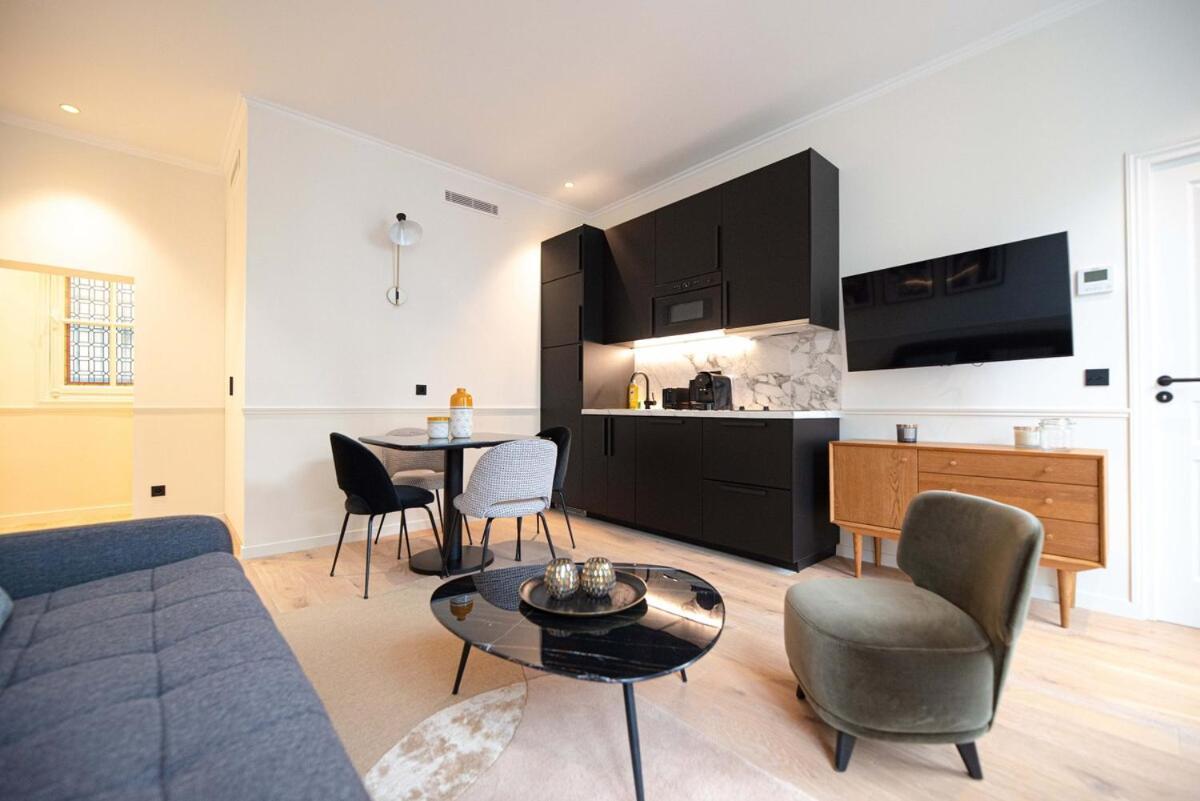 De Luxe Dans Le Centre De 2-4p Appartement Parijs